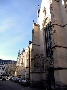 Hotel Saint Maurice Lille 2*,